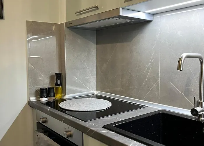 Happinest * 테살로니키